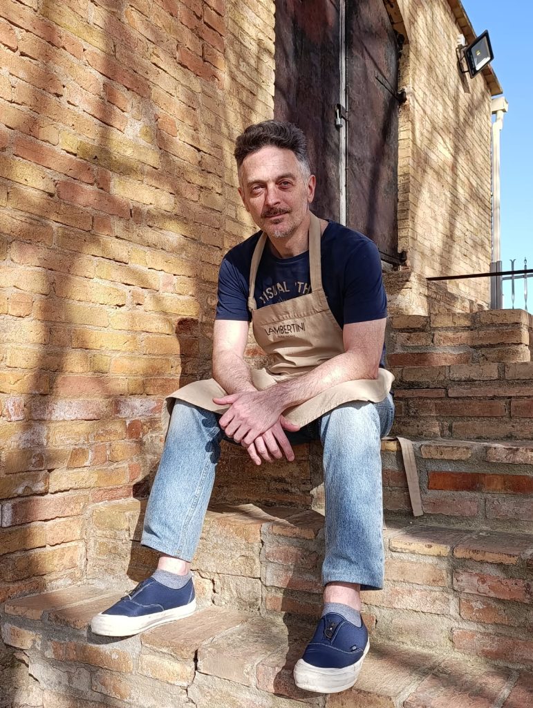 Carlo Lambertini – Bass Luthier and Founder of Lambertini Basses Carlo Lambertini, bass luthier handcrafting boutique custom bass guitars in Barcelona